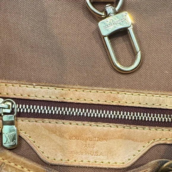 Louis Vuitton Batignolles Horizontal Monogram Shoulder Bag